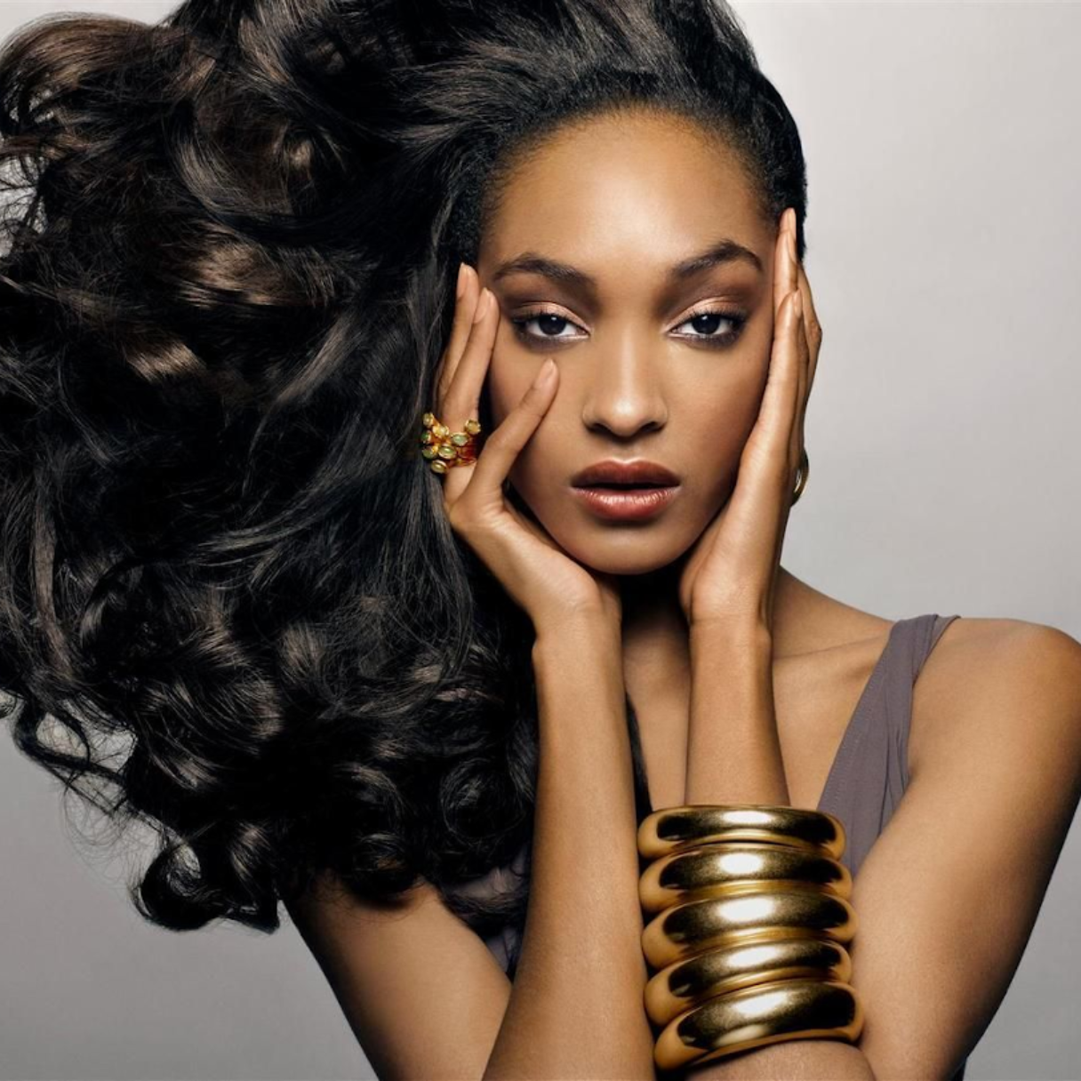 Elevate_Digital_Media_Client_Portfolio_Small_makeup_Image_Shop_K-Britton